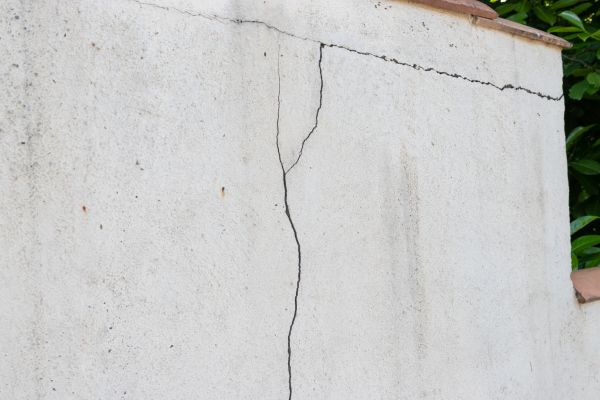 Foundation Crack Patching in Federal Way